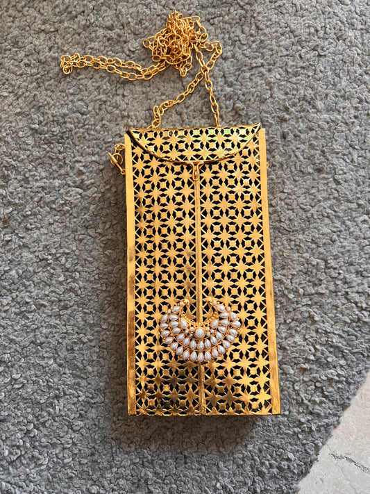 Maharani phone carrier